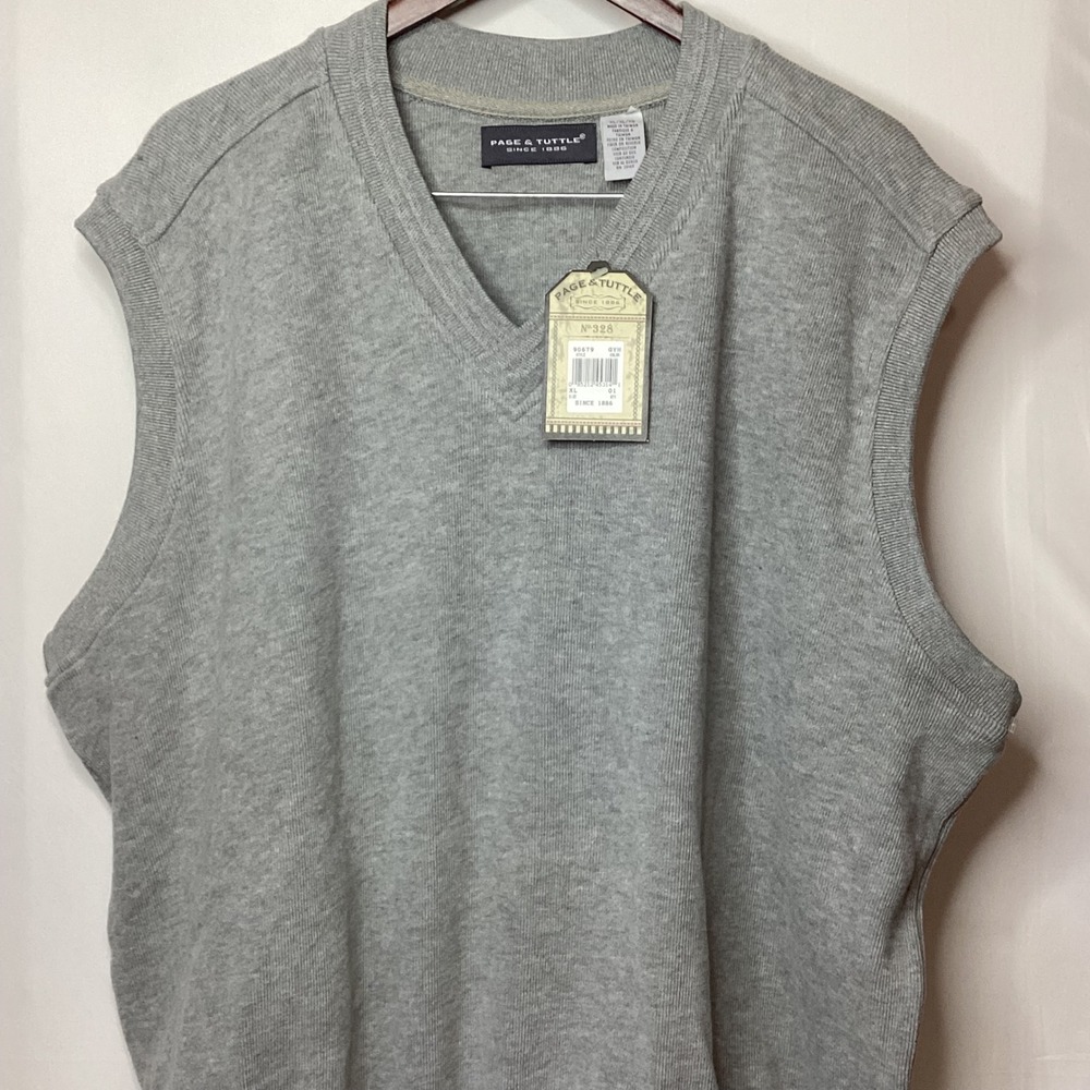 Page‎ Tuttle Mens XL Sweater Vest V Neck Gray Knit Sleeveless Top NWT